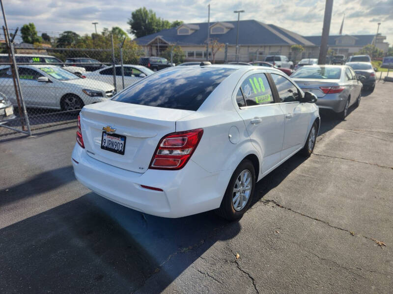 2019 Chevrolet Sonic LT Auto