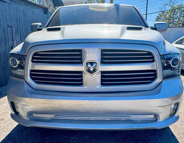 Used 2016 RAM Ram 1500 Pickup Sport with VIN 1C6RR6MT2GS369162 for sale in Saint Petersburg, FL