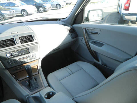 2004 BMW X3 3.0i