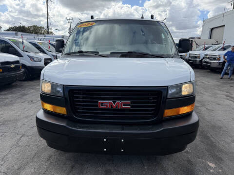 2022 GMC Savana 2500