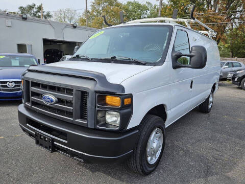 2014 Ford E-Series E-150