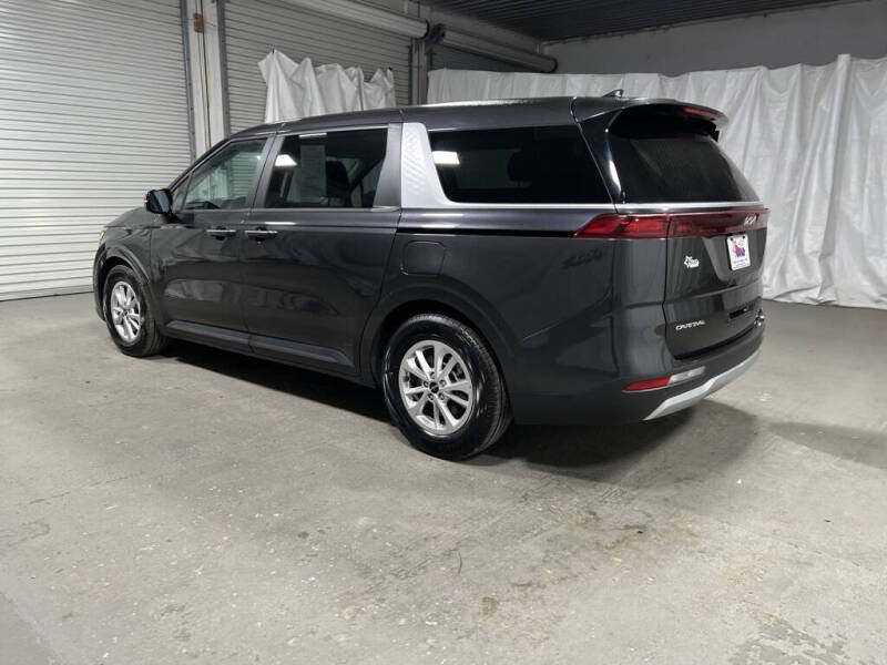 2023 Kia Carnival