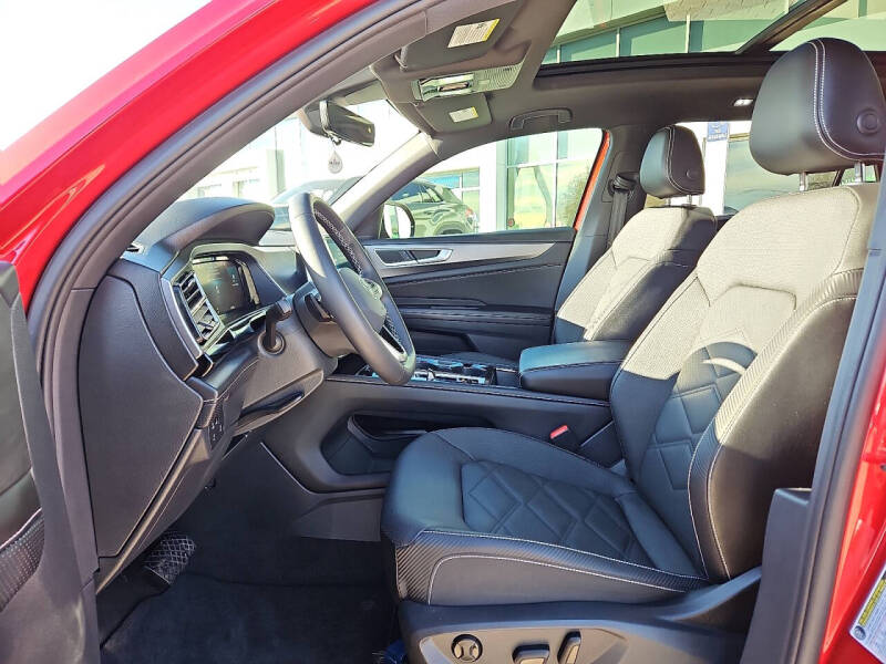 2024 Volkswagen Atlas Cross Sport SE