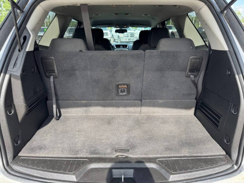 2016 GMC Acadia SLE-2