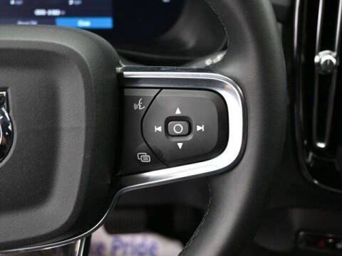 2025 Volvo EX40 Twin Core