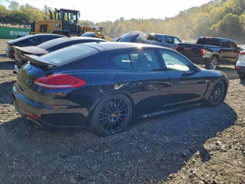 2016 Porsche Panamera