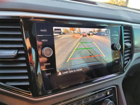 2023 Volkswagen Atlas Cross Sport SE