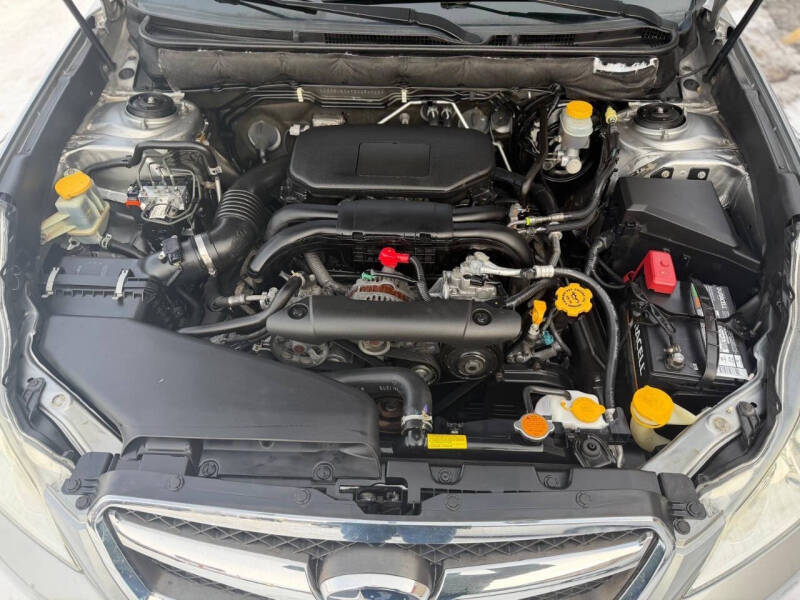 2011 Subaru Legacy 2.5i Premium