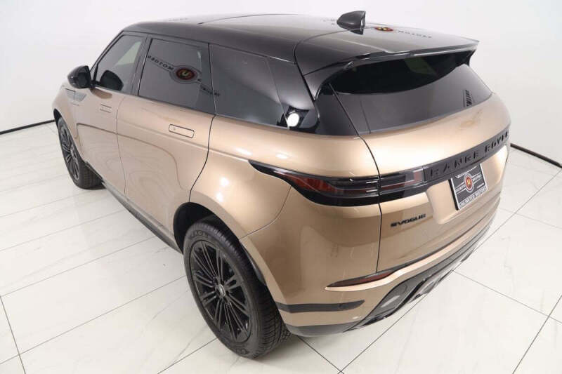 2024 Land Rover Range Rover Evoque P250 Dynamic SE