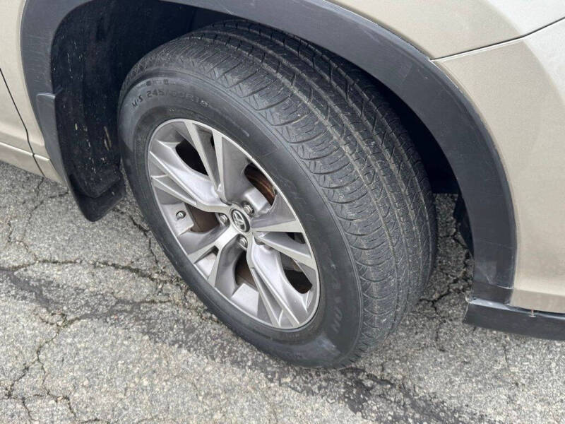 2016 Toyota Highlander