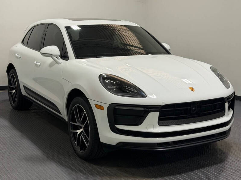 2023 Porsche Macan