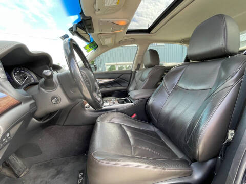 2015 Infiniti Q70L 3.7