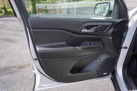 2017 GMC Acadia SLT-1