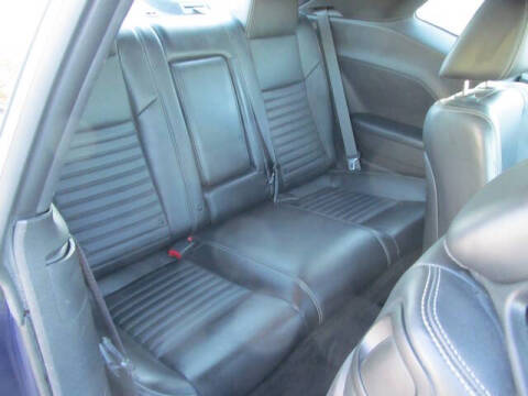 2013 Dodge Challenger SXT