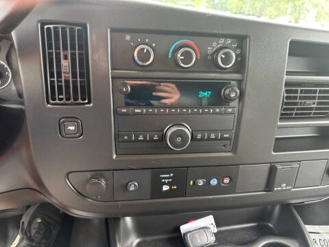 2021 GMC Savana 2500