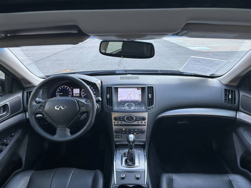 2015 Infiniti Q40