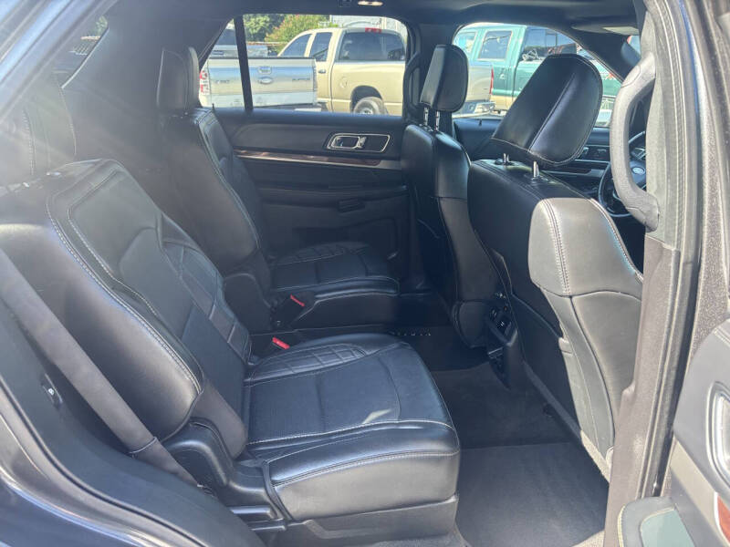 2018 Ford Explorer Platinum