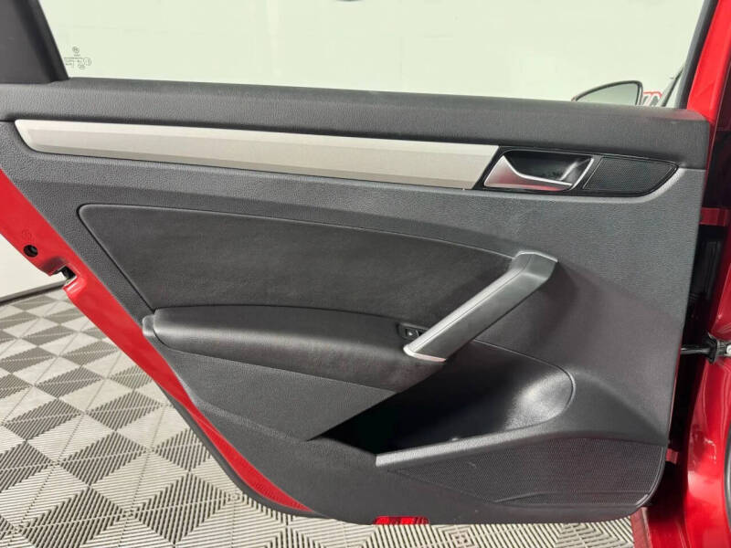 2022 Volkswagen Passat SE