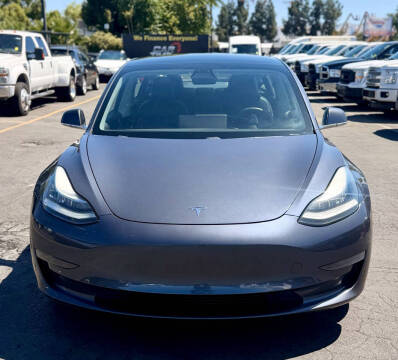 2020 Tesla Model 3 Standard Range Plus
