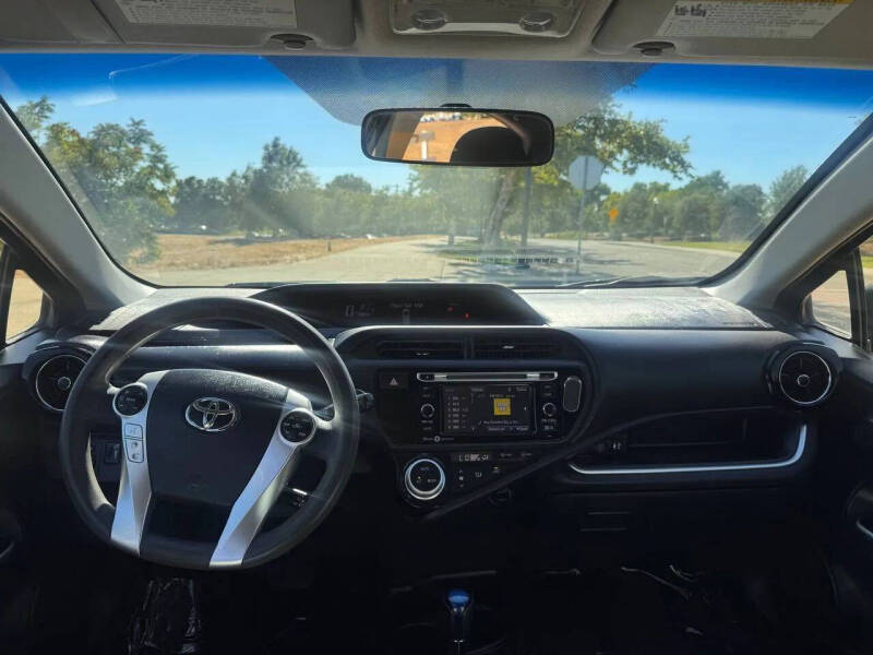 2015 Toyota Prius c