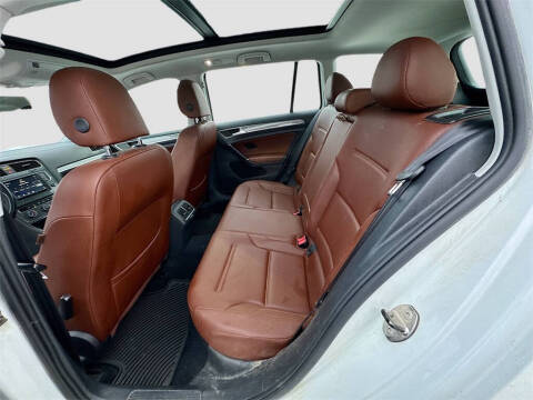 2017 Volkswagen Golf Alltrack