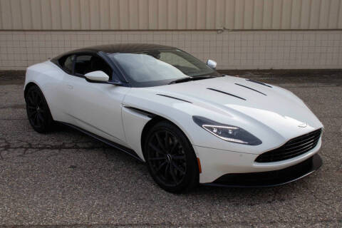 2019 Aston Martin DB11 AMR