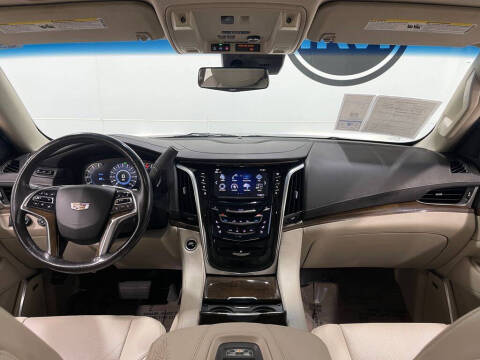 2019 Cadillac Escalade Luxury