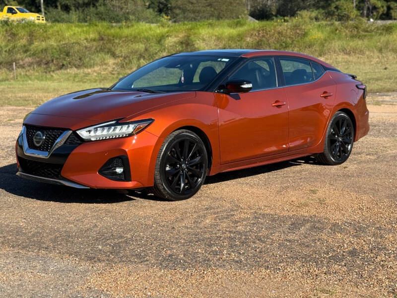 2020 Nissan Maxima SR's photo