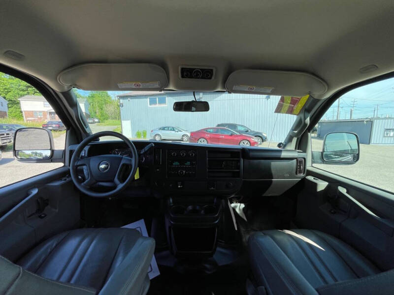 2017 Chevrolet Express LS 3500