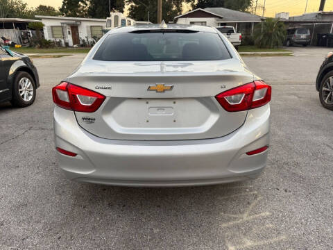 2017 Chevrolet Cruze LT Auto