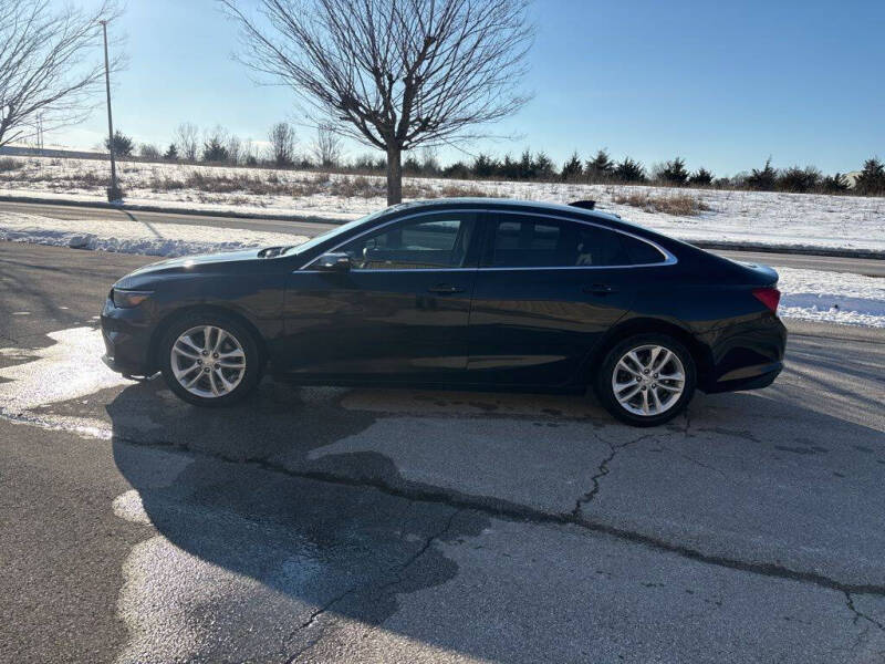 Used 2017 Chevrolet Malibu 1LT with VIN 1G1ZE5ST1HF123031 for sale in Maysville, KY