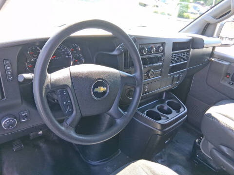 2018 Chevrolet Express 2500
