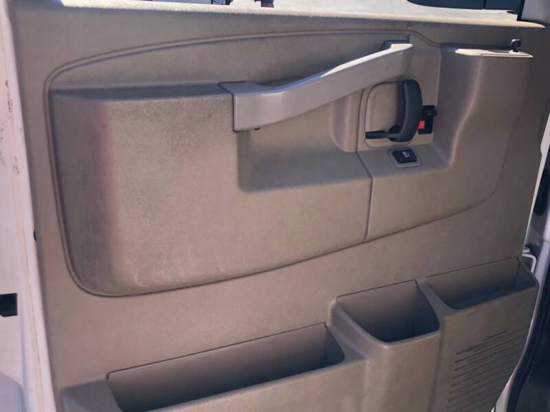 2016 Chevrolet Express 2500