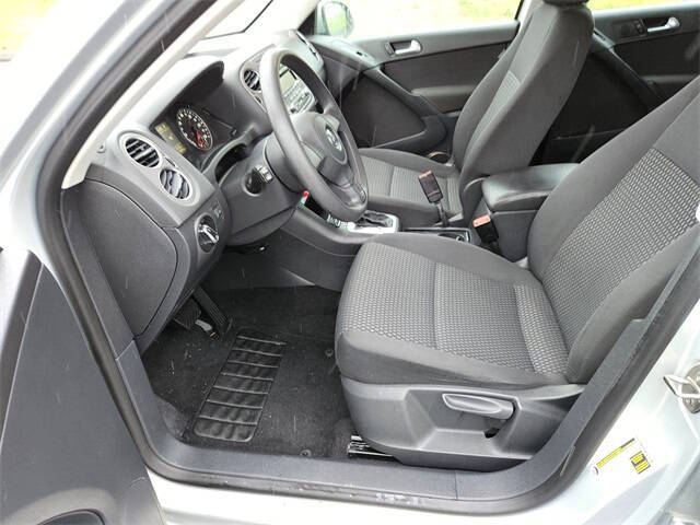 2011 Volkswagen Tiguan S