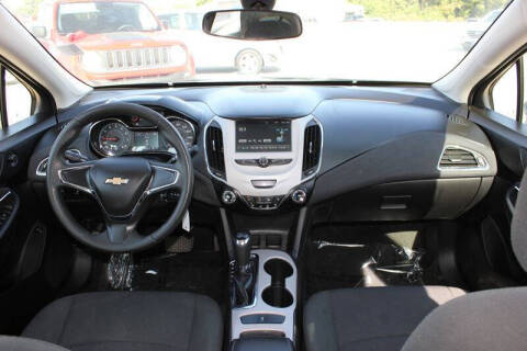 2017 Chevrolet Cruze LS Auto