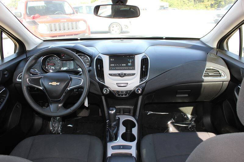 2017 Chevrolet Cruze LS Auto