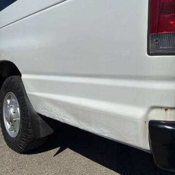 2011 Ford E-Series E-350 SD