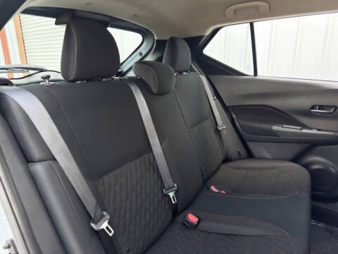 2022 Nissan Kicks SV