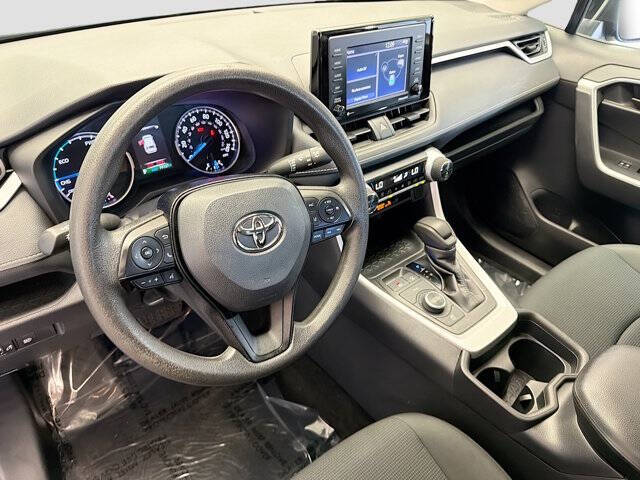 2021 Toyota RAV4 Hybrid LE