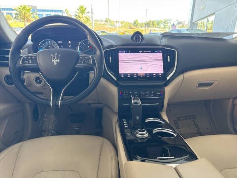 2022 Maserati Ghibli Modena