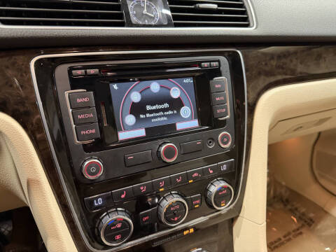 2014 Volkswagen Passat 2.0L TDI SEL Premium