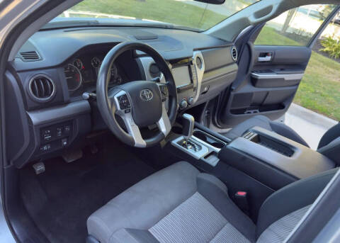 2016 Toyota Tundra SR5