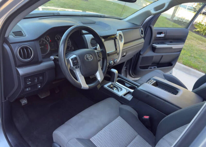 2016 Toyota Tundra SR5