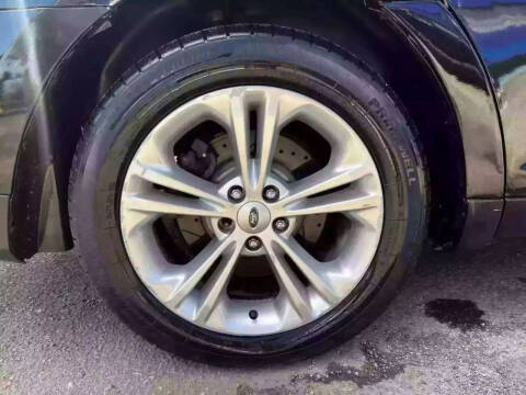 2015 Ford Taurus Limited