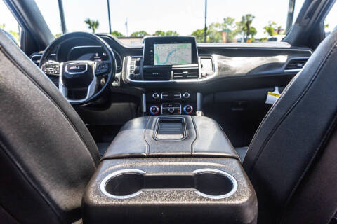 2023 GMC Yukon XL SLT