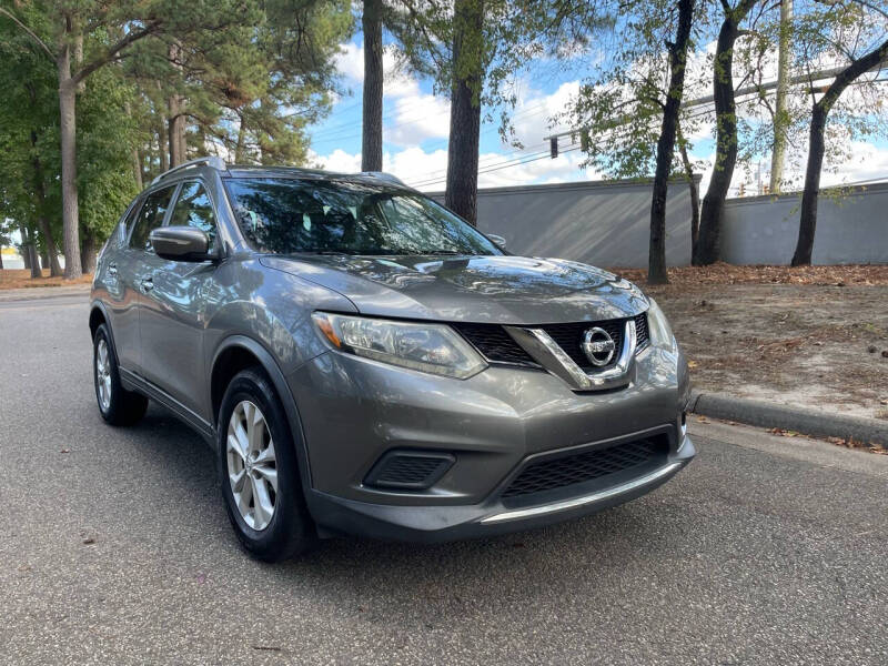 2015 Nissan Rogue SV photo 9