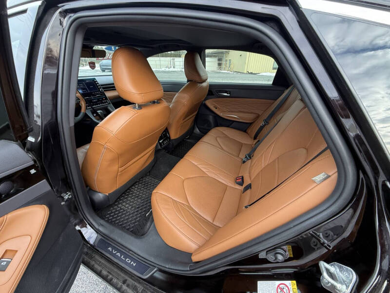 2019 Toyota Avalon Limited