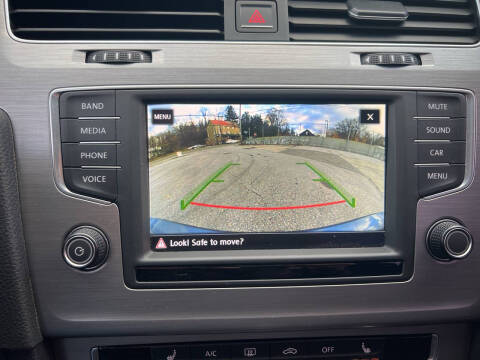 2017 Volkswagen Golf SportWagen TSI S 4Motion