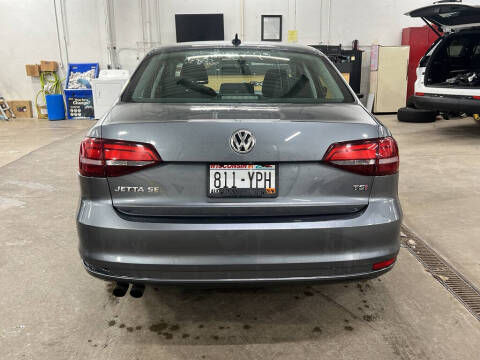 2016 Volkswagen Jetta