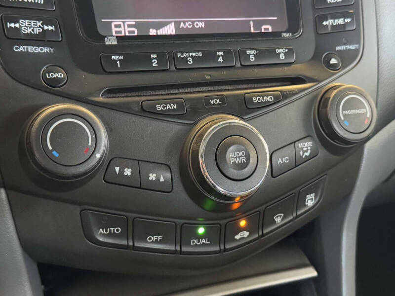 2005 Honda Accord EX w/Leather